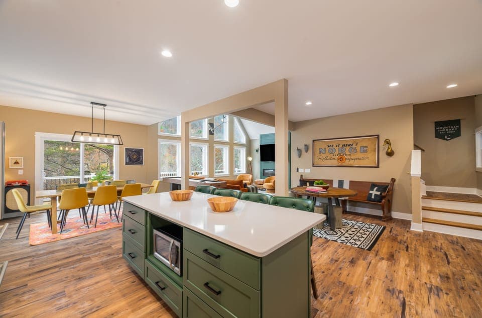 Open Floorplan for easy entertaining and comfortable relaxation