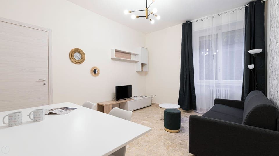 Apartment (1 Bedroom) | Front of property