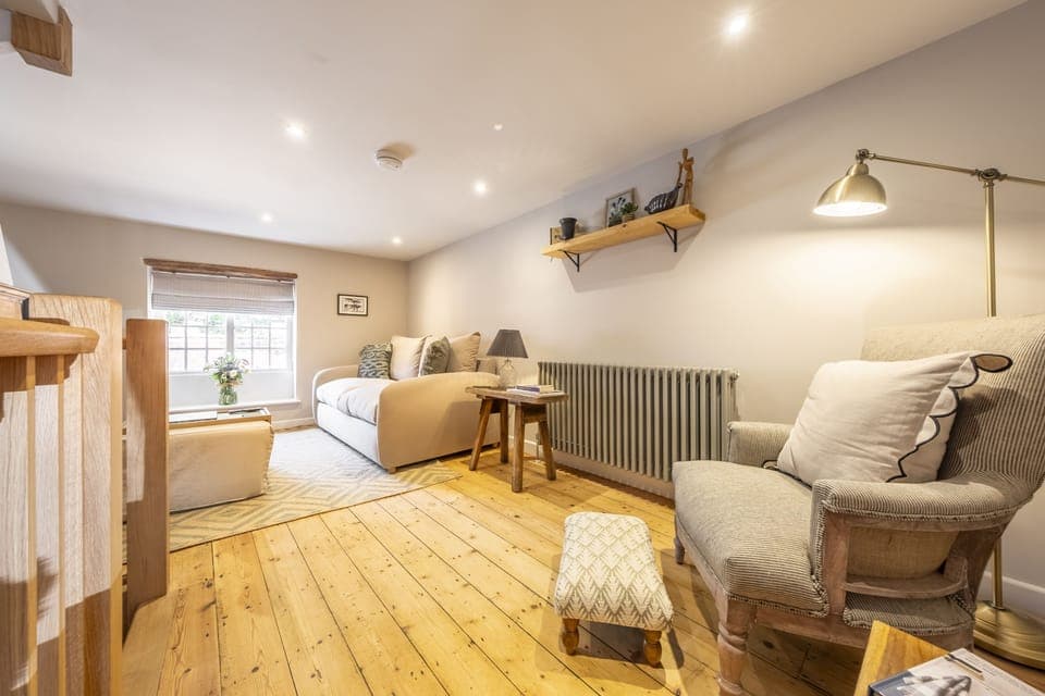 12 Station Road, Holt: Tranquil sitting room with comfortable seating