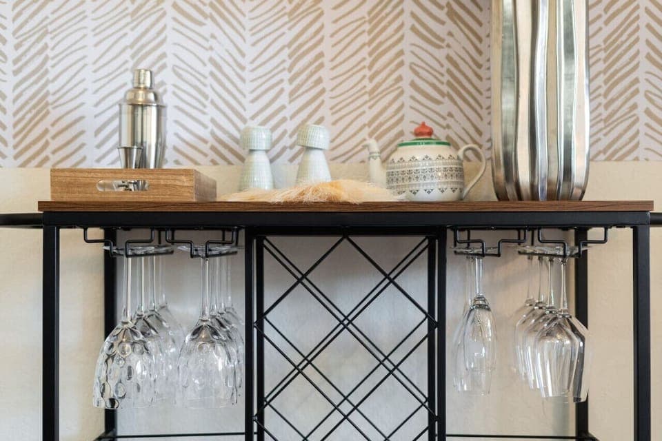 Captivating details, every corner tells a story