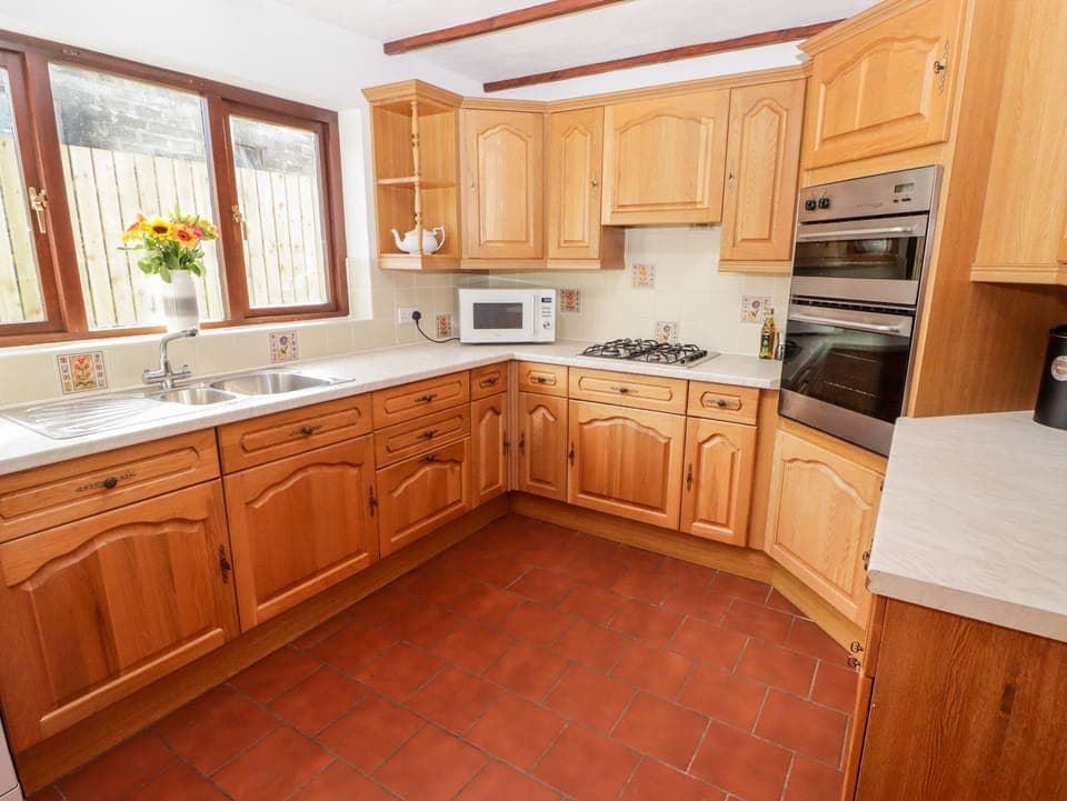 Fridge, dishwasher, electric kettle, toaster