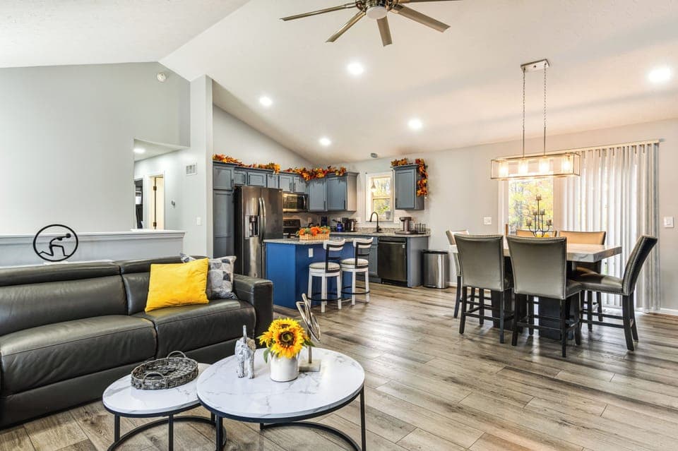 House (3 Bedrooms) | Interior