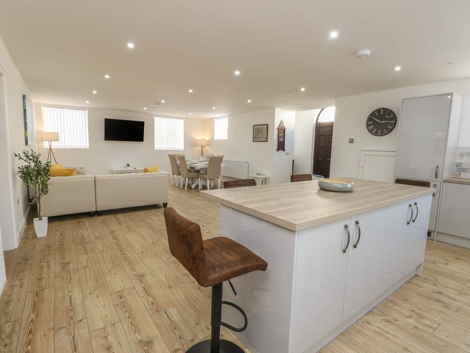 Fridge, dishwasher, electric kettle, toaster