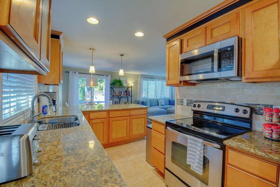 House (2 Bedrooms) | Interior