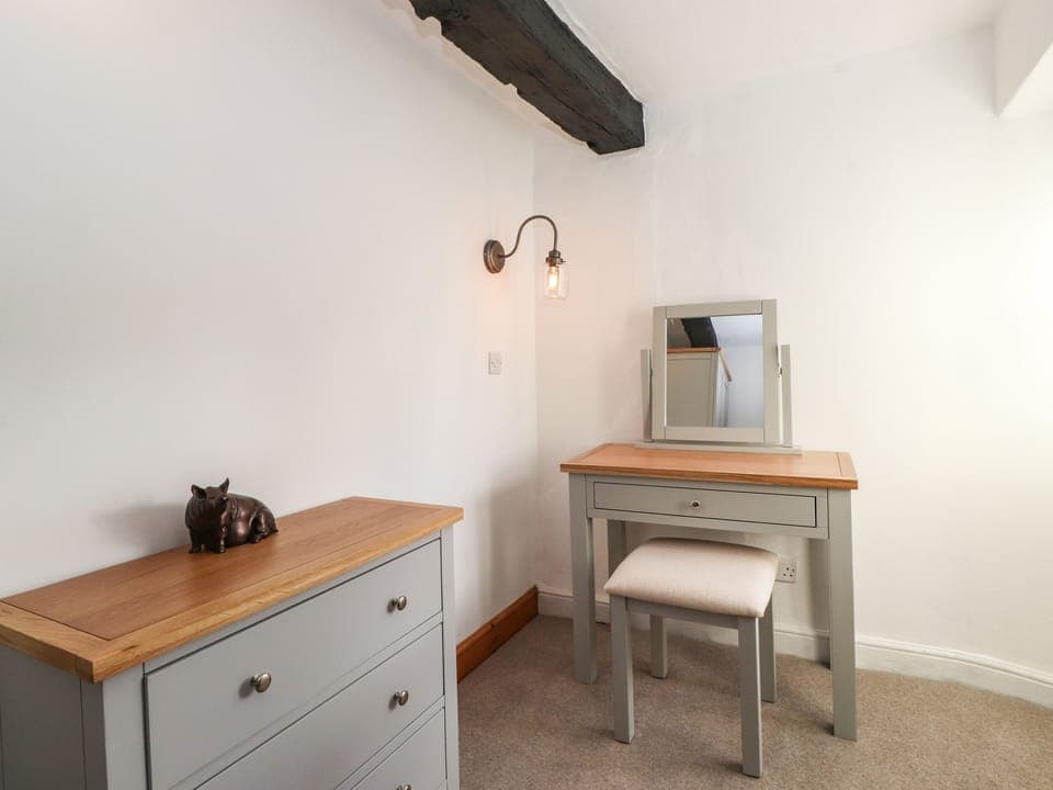 1 bedroom, individually decorated, individually furnished, free WiFi