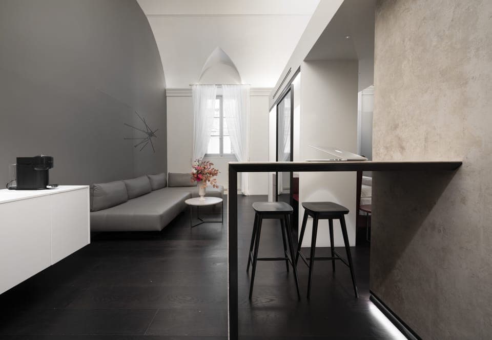 Junior Suite | 1 bedroom, in-room safe, free WiFi