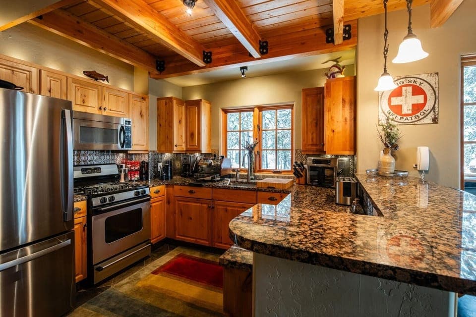 House, 3 Bedrooms | Private kitchen | Coffee/tea maker