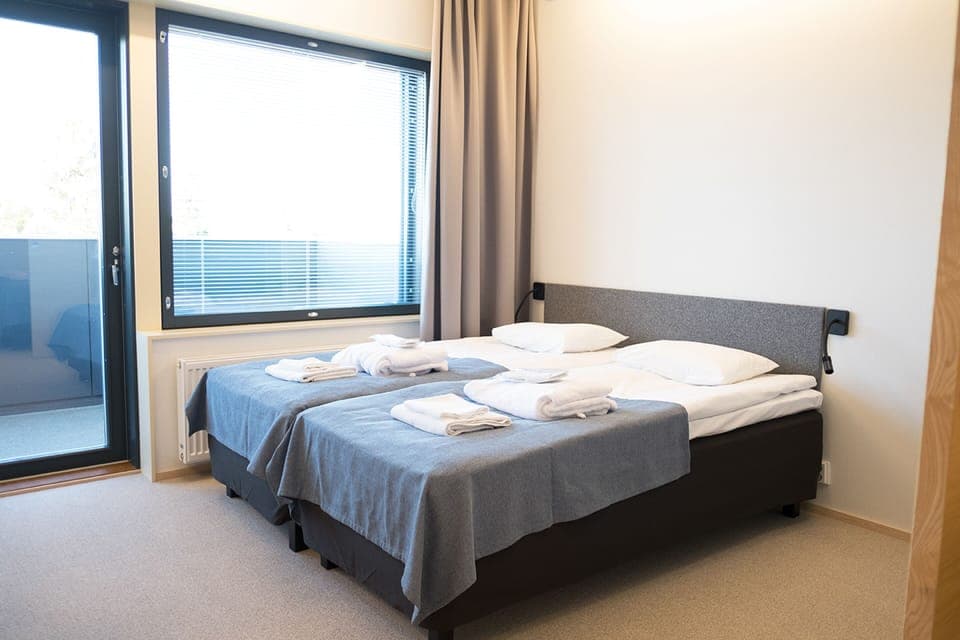 Desk, soundproofing, iron/ironing board, free cribs/infant beds