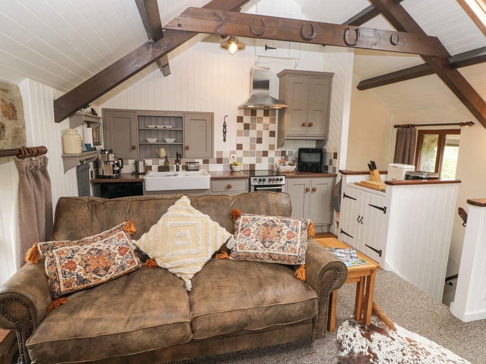 Cottage | Living area