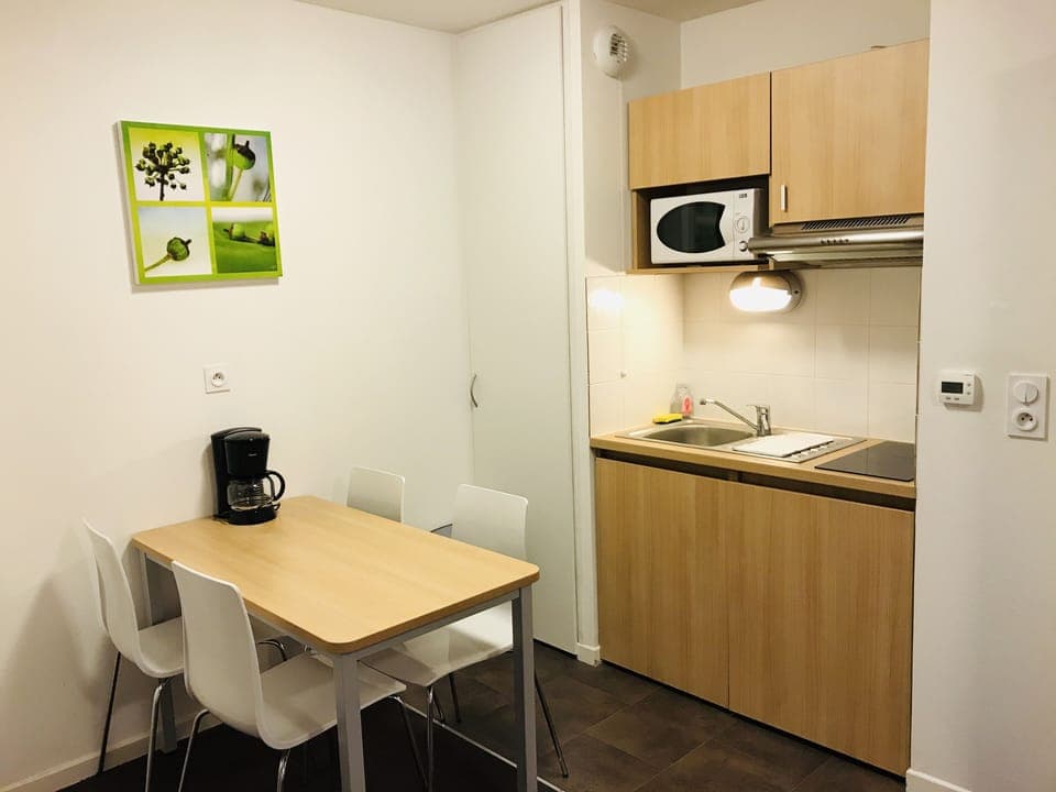 Private kitchenette