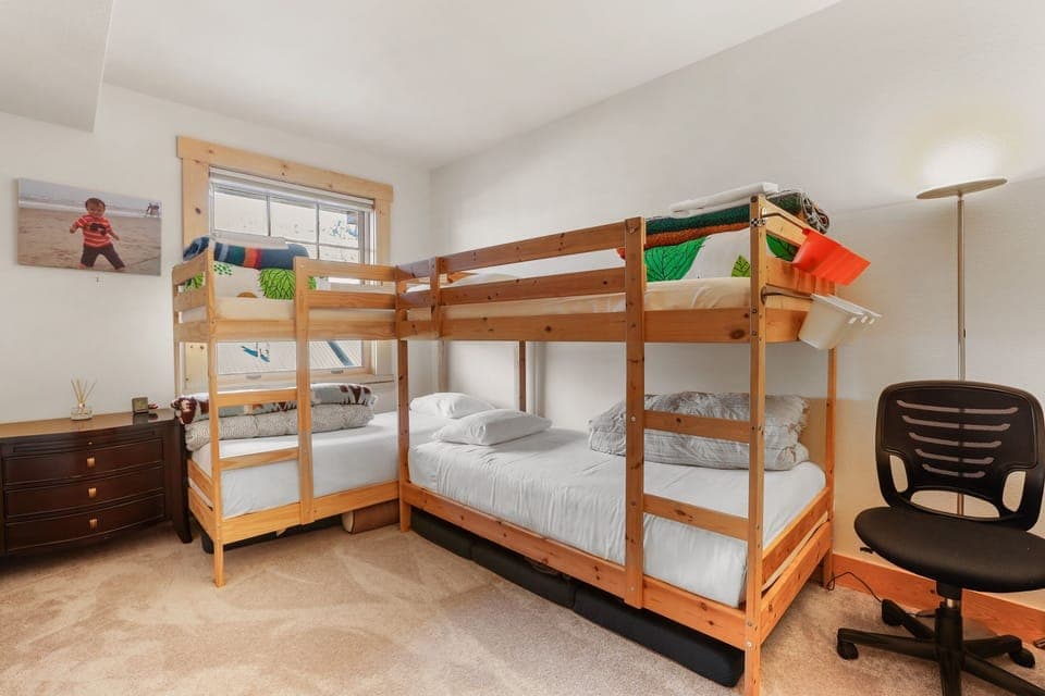 Condo, 3 Bedrooms | 3 bedrooms, free WiFi