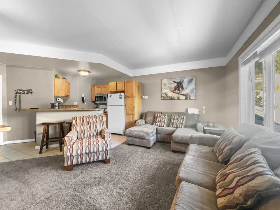Studio | Living area