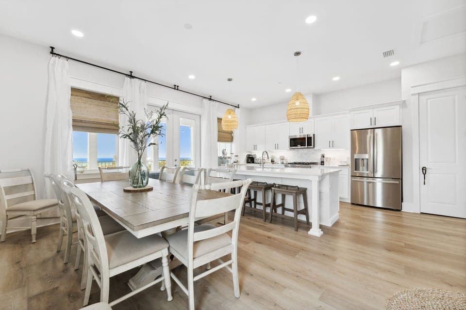 Townhome, Multiple Beds, Pool Access, Partial Ocean View (20722 First Ave - Grand Retreat I) | Dining