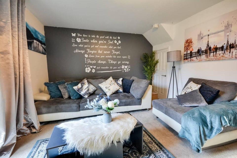 House | Living area | TV