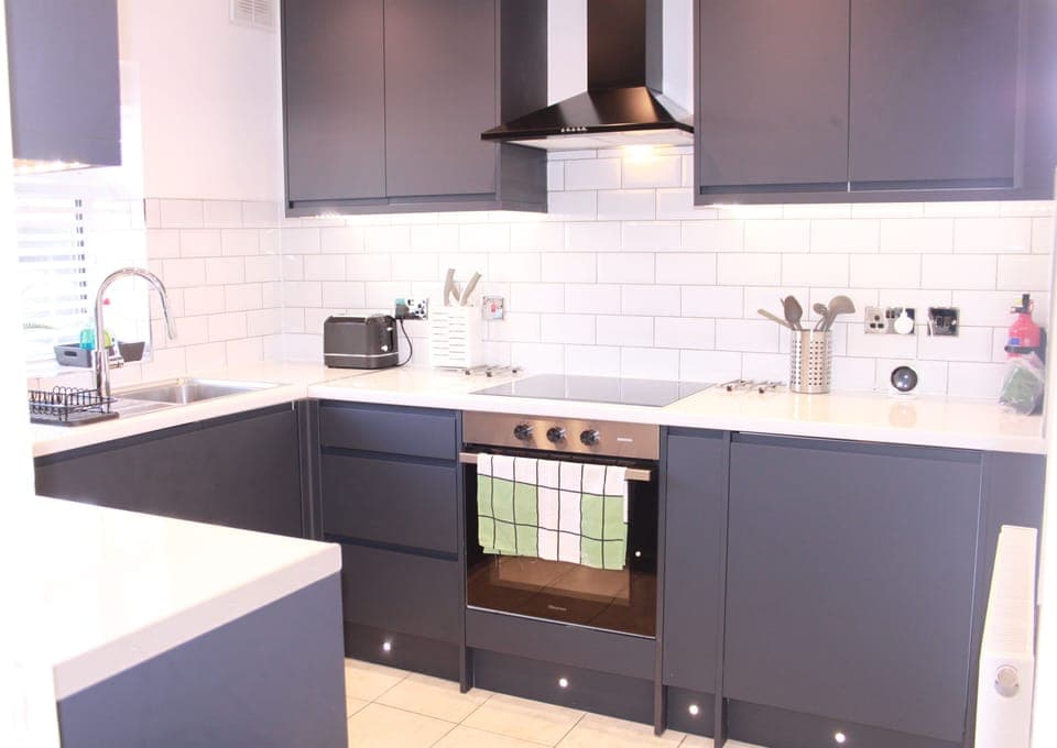 Apartment | Private kitchen | Fridge, microwave, oven, stovetop