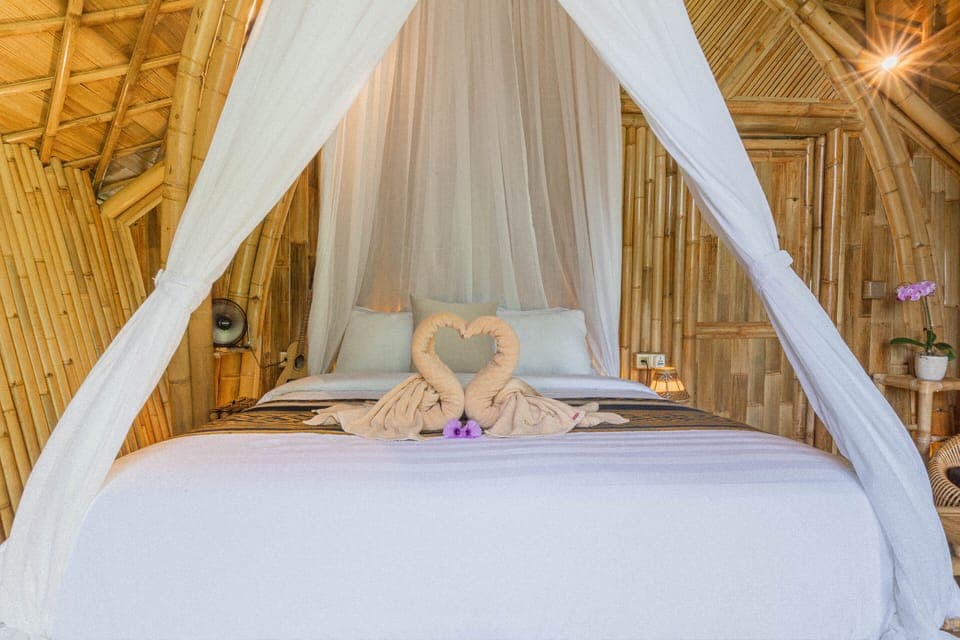 Romantic Villa | 1 bedroom, individually decorated, individually furnished, desk