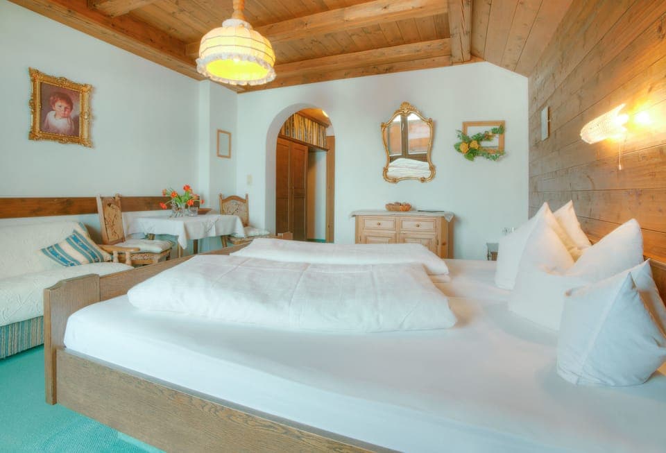 Premium Room, 1 Double Bed with Sofa bed, Balcony, Lake View | In-room safe, free cribs/infant beds, rollaway beds, free WiFi