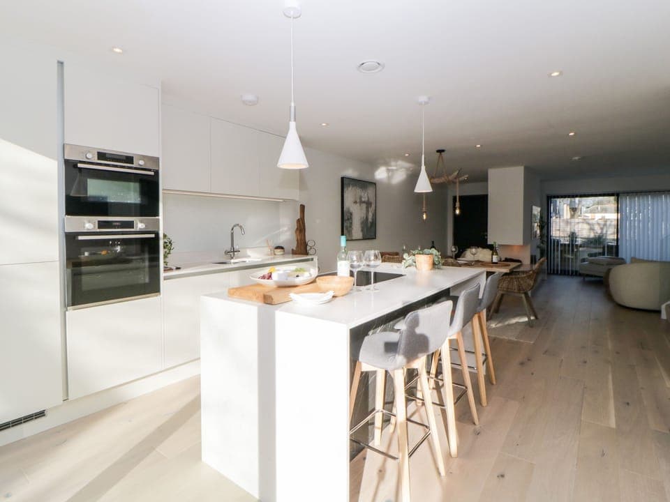 Fridge, dishwasher, electric kettle, toaster