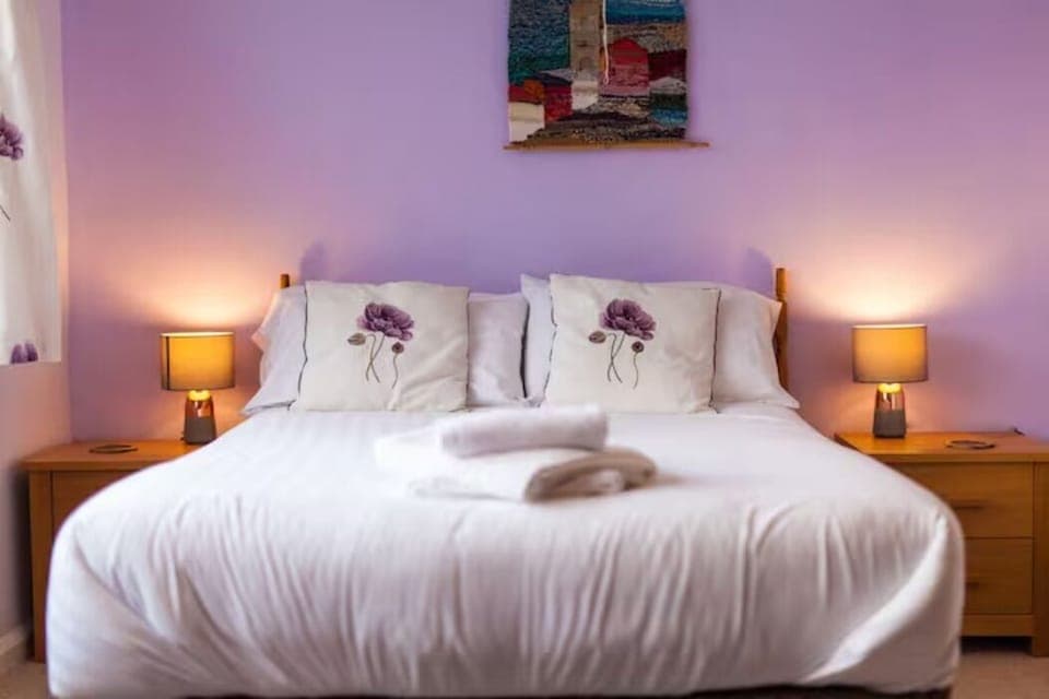 Classic Cottage, 3 Bedrooms | 3 bedrooms, iron/ironing board, free WiFi, bed sheets