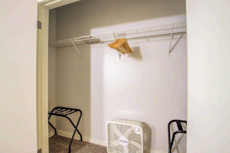 Apartment | 4 bedrooms, desk, iron/ironing board, free WiFi