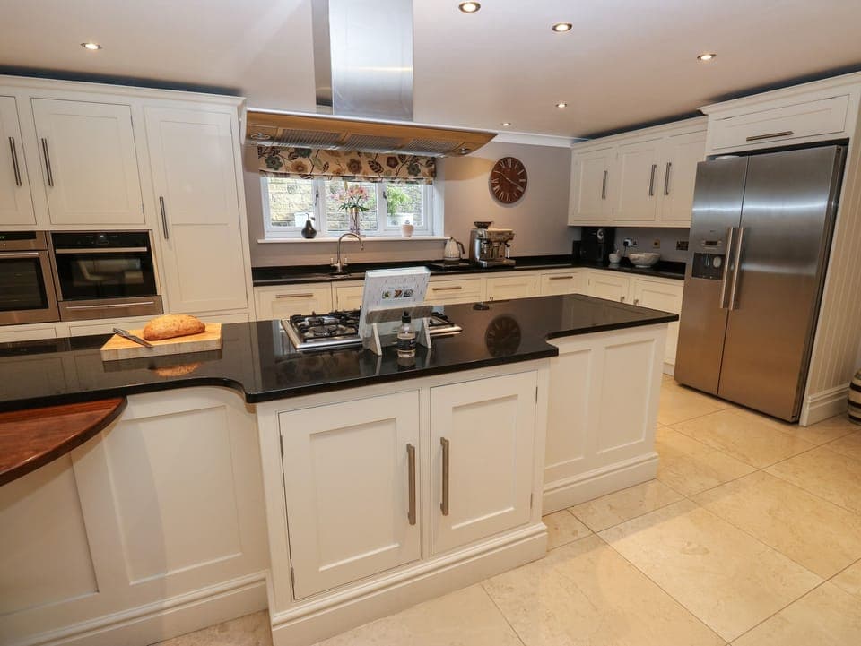 Fridge, dishwasher, electric kettle, toaster