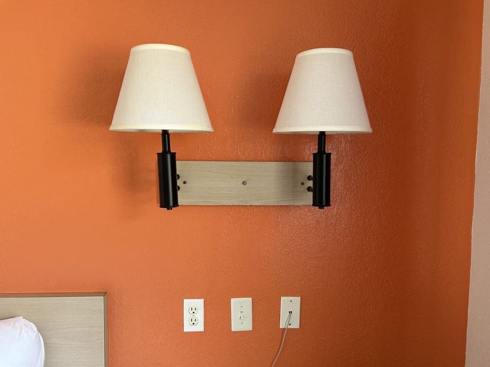 Free cribs/infant beds, free WiFi, bed sheets