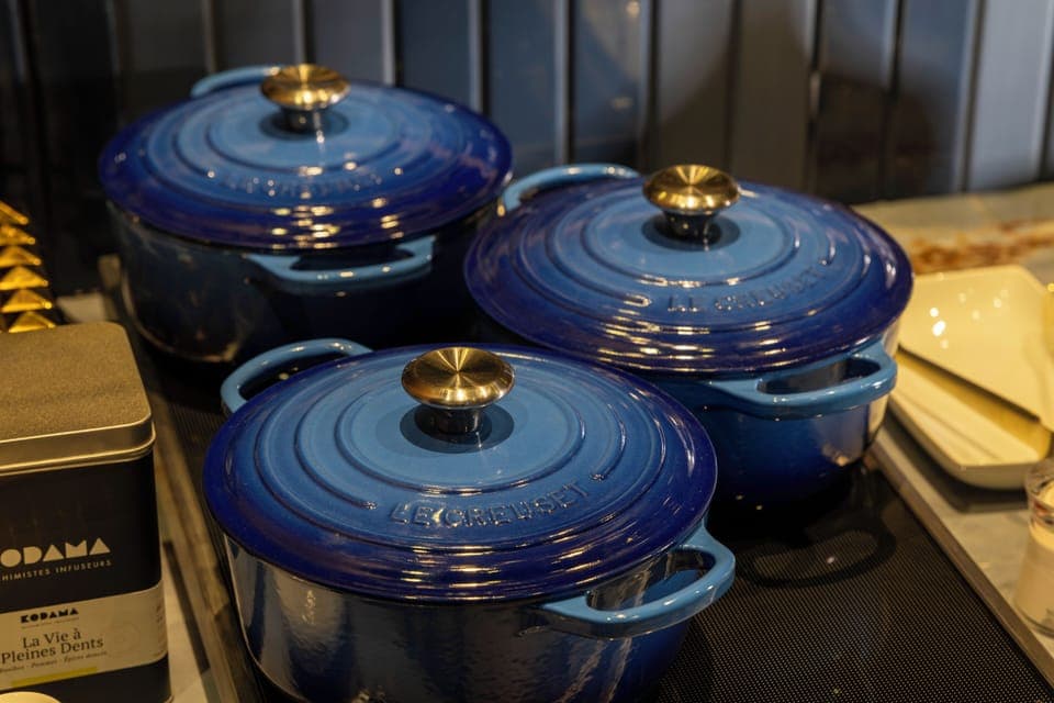 Daily buffet breakfast (EUR 21 per person)