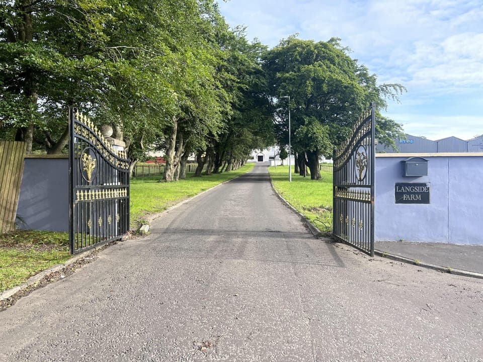 Apartment | Property grounds