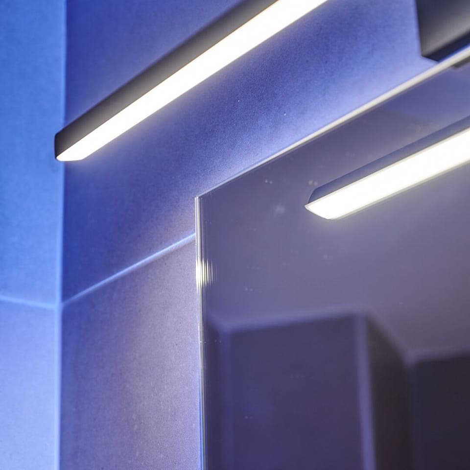 Comfort Double Room | Bathroom | Shower, rainfall showerhead, hair dryer, slippers