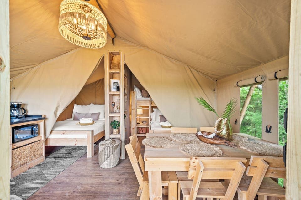 Comfort Tent, Hill View | Free WiFi