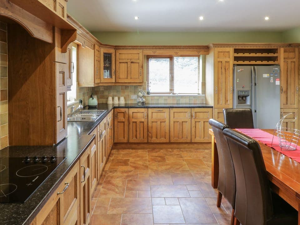 Dishwasher, cookware/dishes/utensils