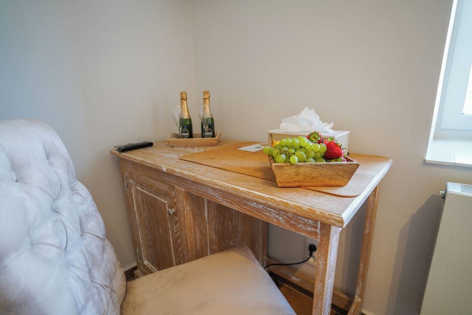 Standard Room, Garden View | Desk, laptop workspace, soundproofing, free WiFi