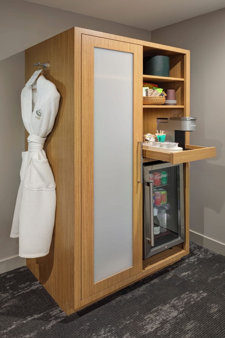 Premium bedding, pillowtop beds, in-room safe, individually decorated