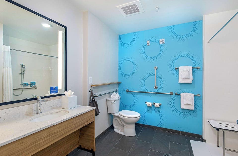 Bathroom shower