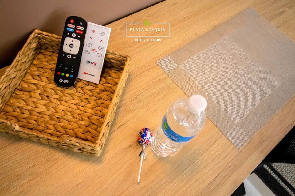 Deluxe Suite | 1 bedroom, in-room safe, desk, laptop workspace