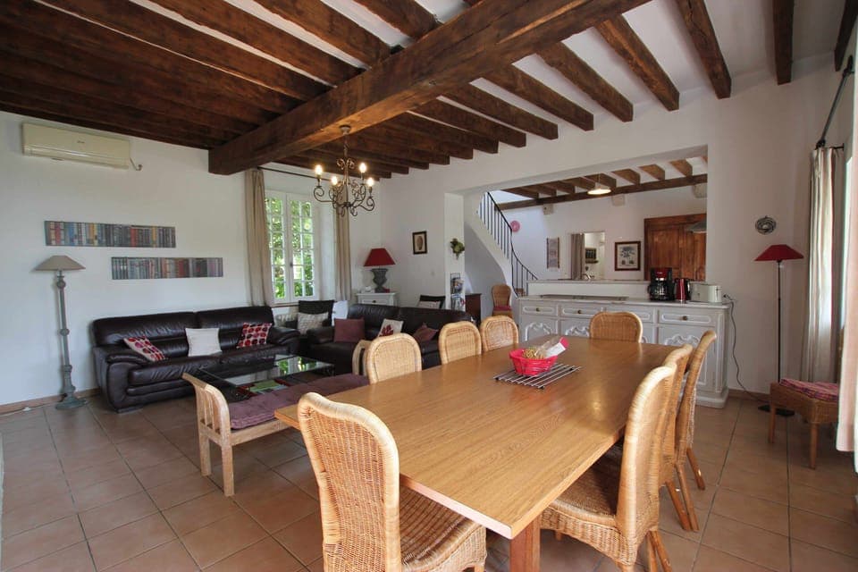 Villa | Living area | Flat-screen TV