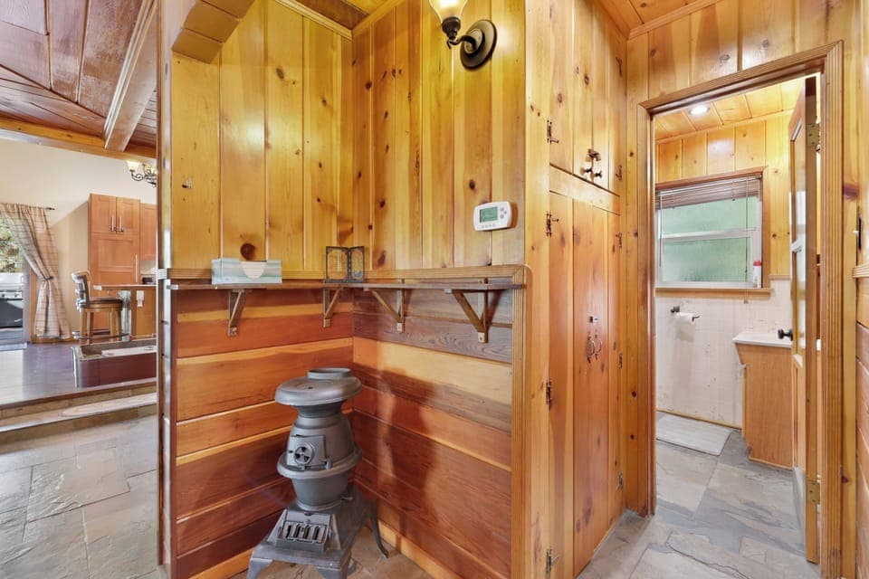 Cabin, Multiple Beds, Hot Tub, Mountain View (2056) | Bathroom | Designer toiletries, towels, toilet paper