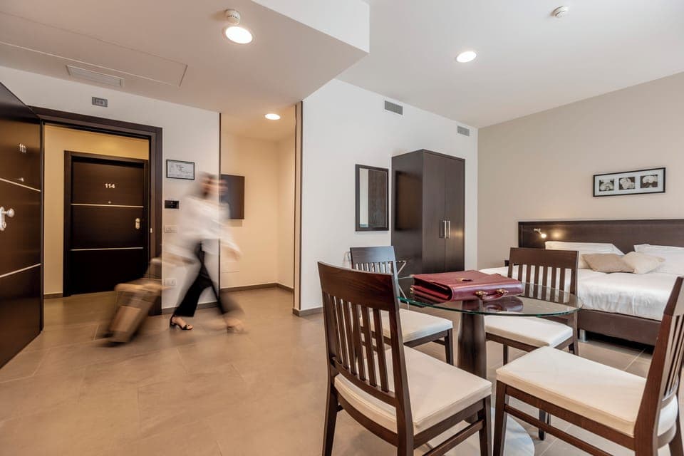 Junior Double or Twin Room | In-room safe, blackout drapes, free WiFi, bed sheets