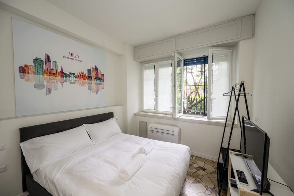 Standard Room | Free WiFi, bed sheets