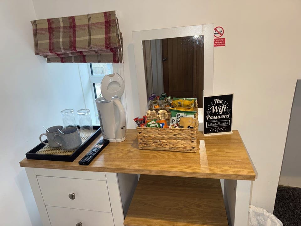 Superior Room | Desk, laptop workspace, free WiFi