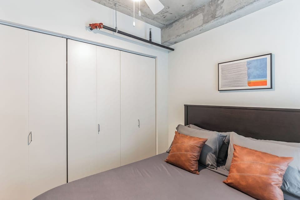 City Apartment, City View | Free WiFi, bed sheets