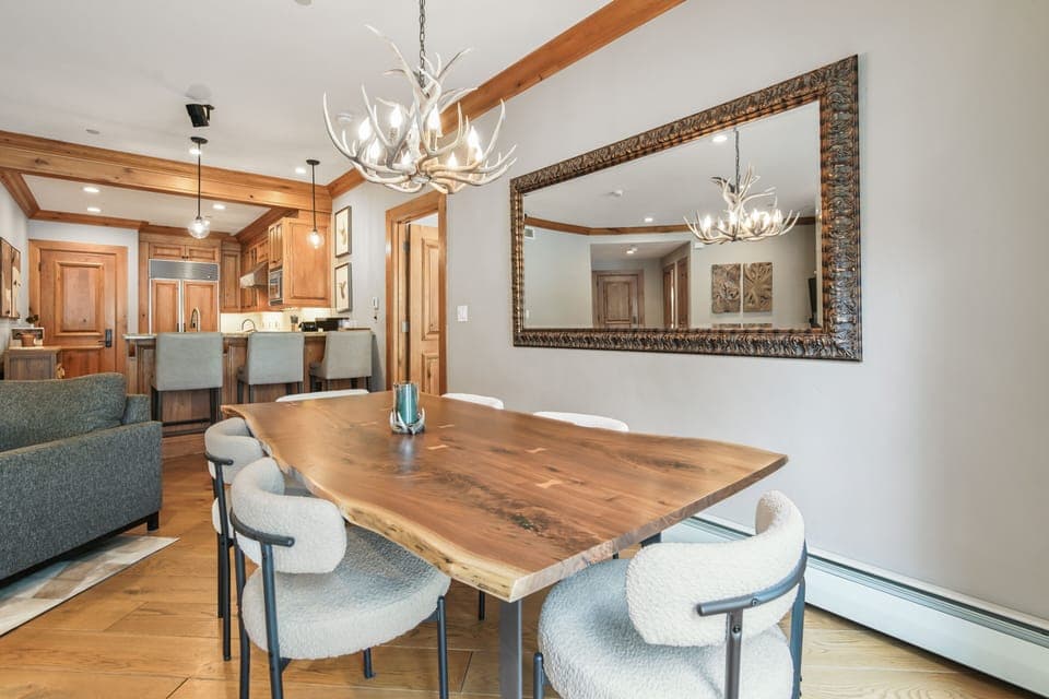 Condo, 1 Bedroom | Dining