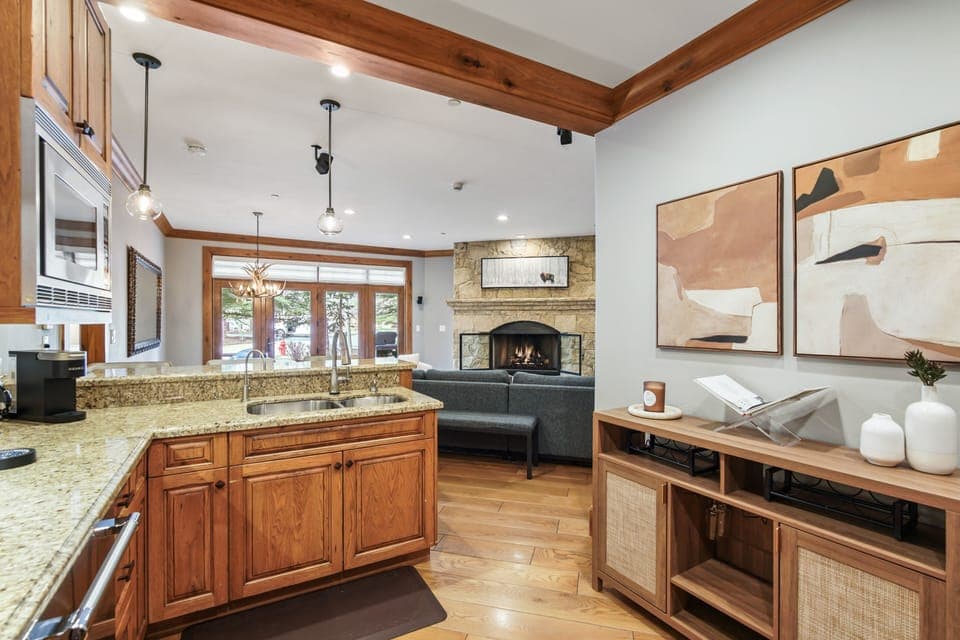 Condo, 1 Bedroom | Private kitchen | Fridge