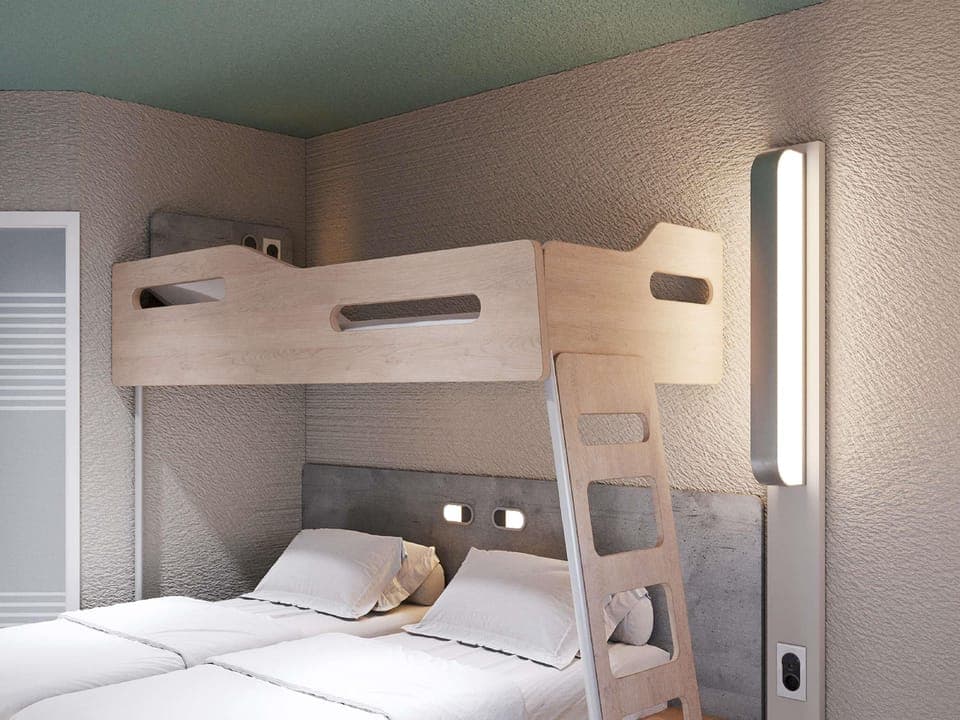 Premium bedding, desk, blackout drapes, soundproofing