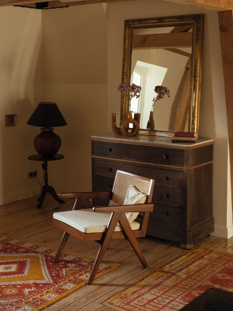 Desk, laptop workspace, blackout drapes, free WiFi