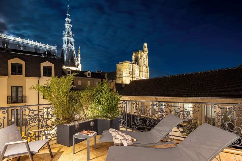 Panoramic Suite | Balcony view