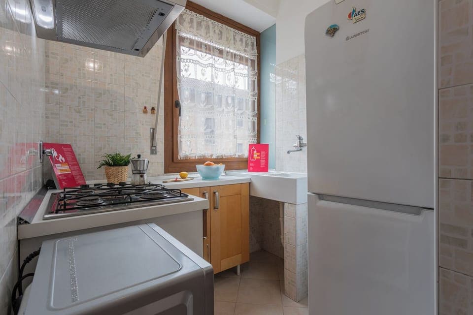 Apartment, Balcony, City View | Private kitchen | Espresso maker, electric kettle, toaster