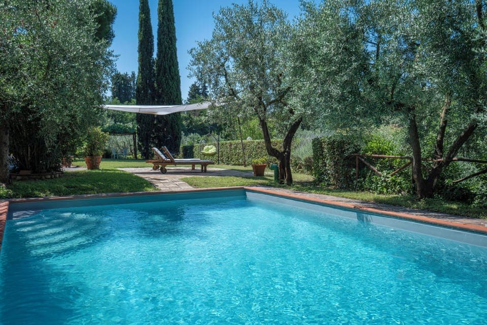 Seasonal outdoor pool, sun loungers
