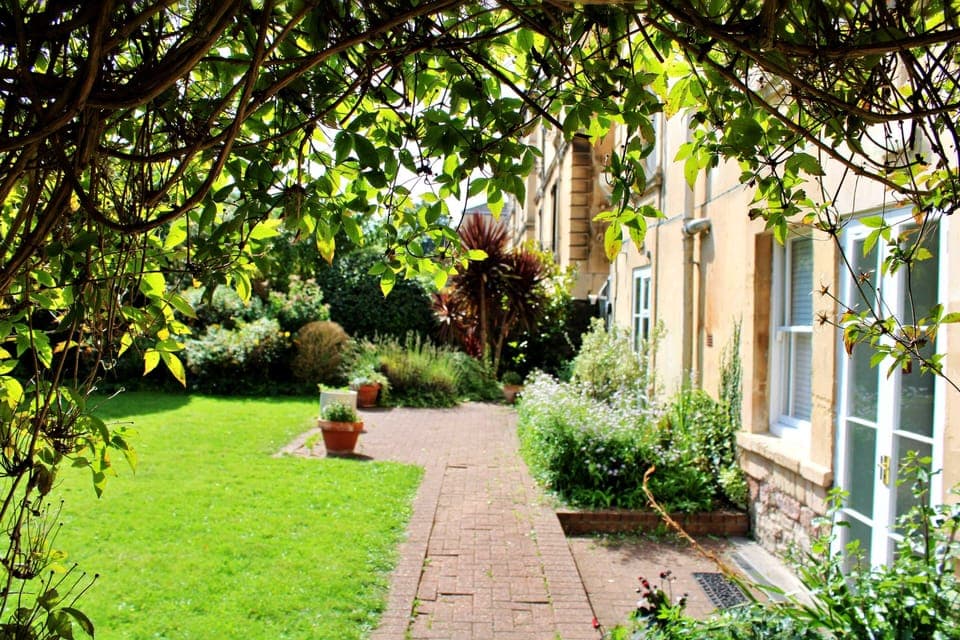 Standard Double Room | Garden view