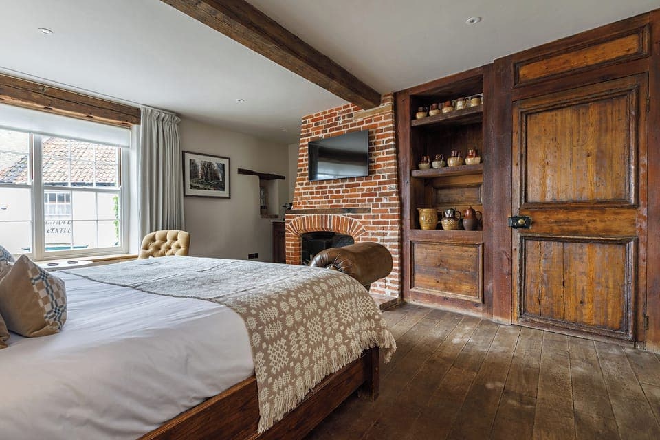 Deluxe Double Room | Desk, free WiFi